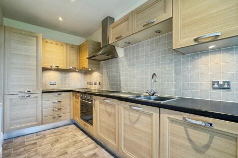 30d3c0e0--4C79-91...