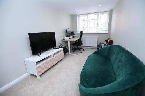 Office/Optional Ground Floor Bedroom Five