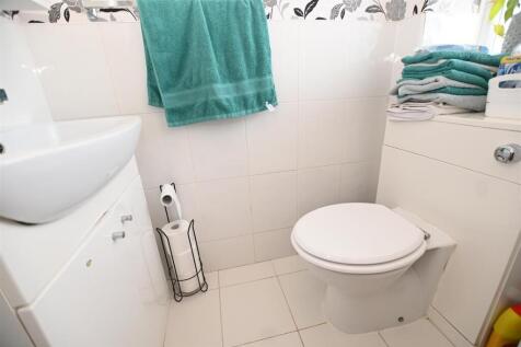 First Floor Cloakroom