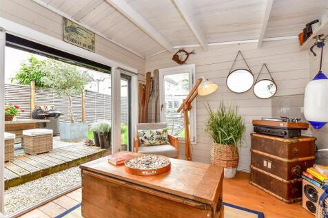 Workshop/Outbuildings