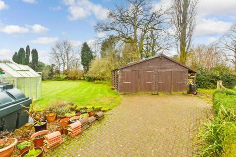 Workshop/Outbuildings