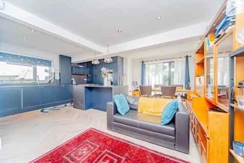 Kitchen Diner Lounge