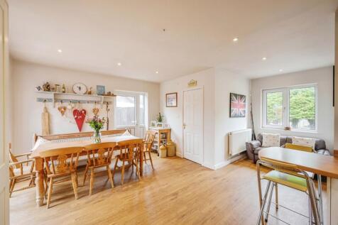 Kitchen Living Dining: