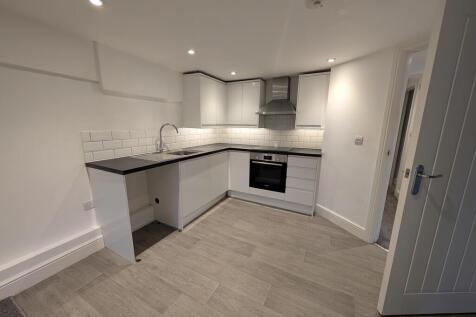 PXL_20251204_0927...