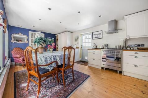 IMG-20251212-WA00...