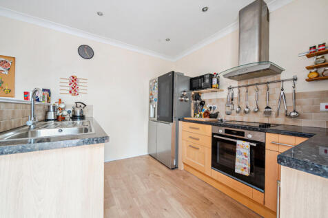 1331001-2-6888a33...