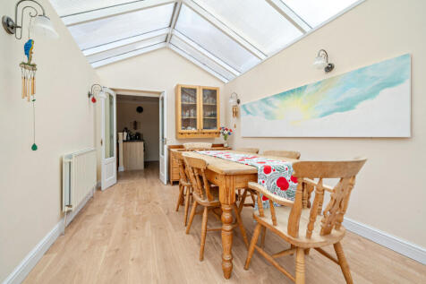 1331001-12-6888a4...