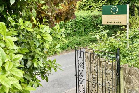 Driveway entrance