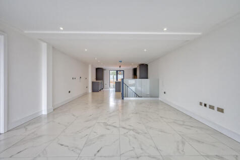 2 Thames View ope...