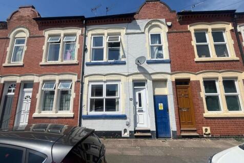 WhatsApp Image 20...