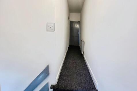 a51432cf-WhatsApp...