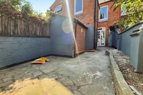 958d8fdc-WhatsApp...