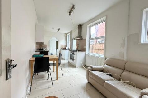 WhatsApp Image 20...