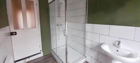 905f8d1e-WhatsApp...