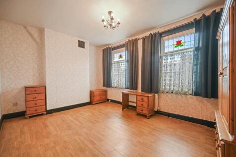 RCAJ- 35 etta street- bedroom 3 (1).jpg