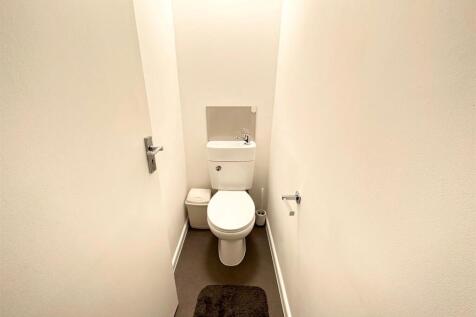 2nd floor wc.jpg