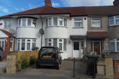 3 bedroom houses to rent in southall, middlesex - rightmove