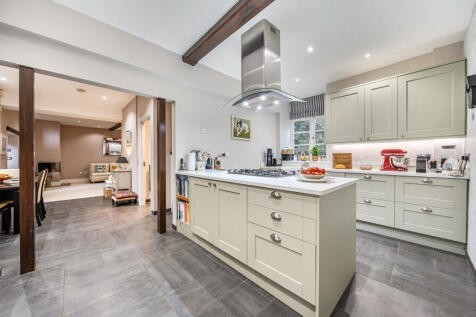 1364983-11-68ecdf...