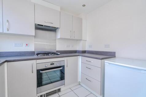 23, Hallum Way, Hednesford, Cannock, WS12 4TX (5 o