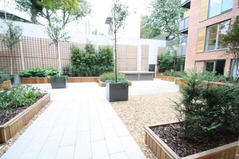RESIDENTS GARDENS