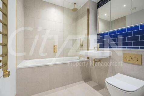 BATHROOM (SIMILAR APARTMENT)