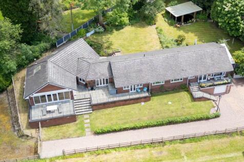 Whitgreave Lane, Great Bridgeford, Stafford, Staffordshire, ST18