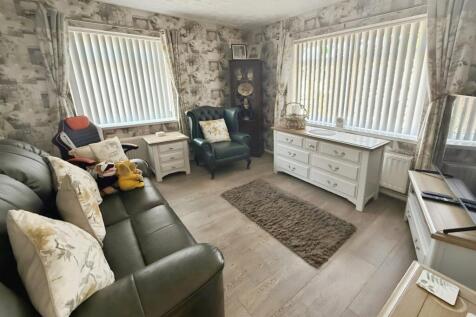 Bedroom/Sitting Room