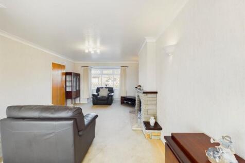 Sitting/Dining Room