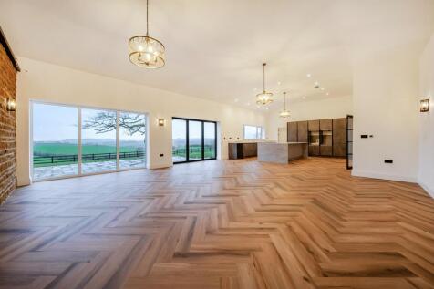 Open plan reception kitchen