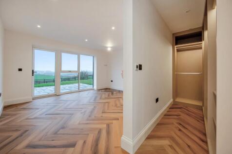 Ground floor master and dressing room