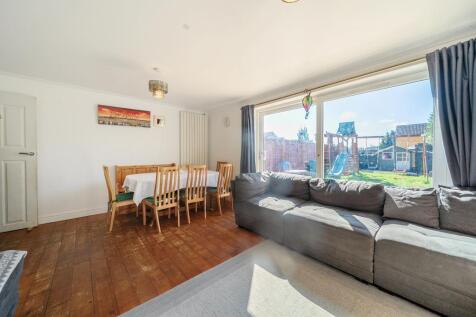 Reception/Dining Room