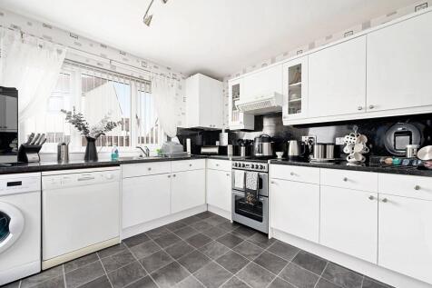 Kitchen/Breakfasting Room