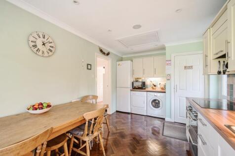 Dining Area/Kitchen