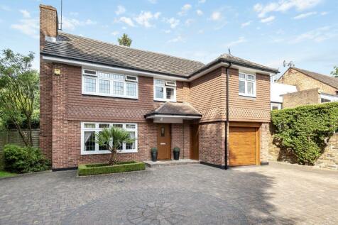 Properties For Sale in Chertsey - Flats & Houses For Sale in Chertsey ...