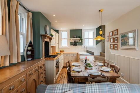Dining and Kitchen Area_19 Above Town, Dartmouth