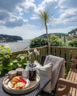 Balcony_19 Above Town, Dartmouth
