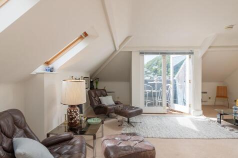 Living Room_Upper Apartment Colonsay_Kingswear