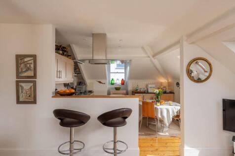 Kitchen_Upper Apartment Colonsay_Kingswear