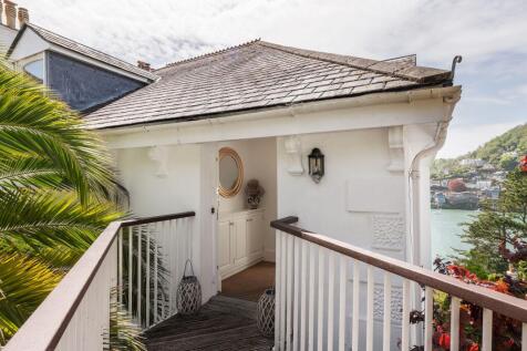 Entrance_Upper Apartment Colonsay_Kingswear