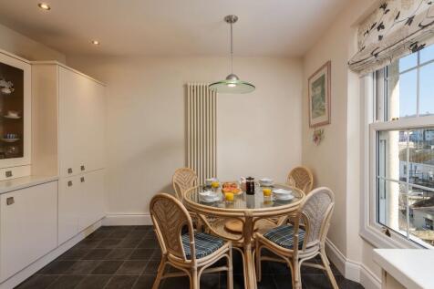 Kitchen 4a Vicarage Hill, Dartmouth