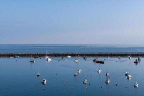 8 Sea View Terrace, Brixham