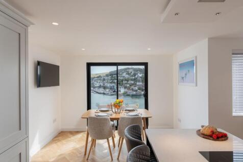 Kitchen /Dining Room- Trafalgar Cottage Above Town-Dartmouth