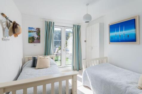 43B Clarence Hill, Dartmouth Bedroom 2