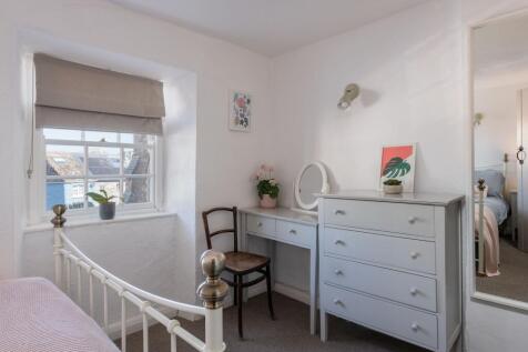 The Pink House Dartmouth Bedroom 1