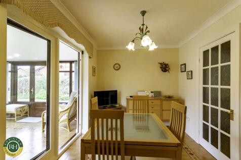BREAKFAST ROOM
