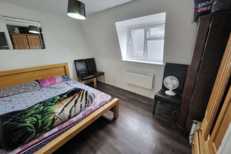 1 Bedroom  Flat for Sale