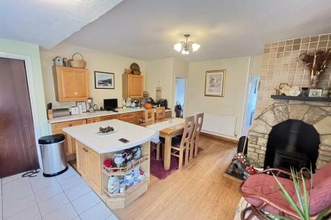 dining area.JPG