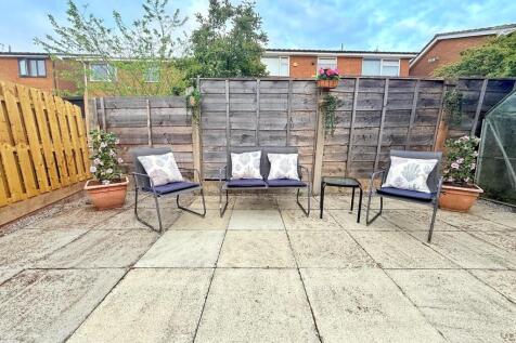 Rear Seating Area