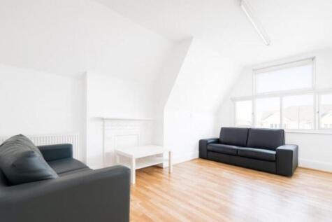 Spacious Bright One Double Bedroom Apartment To R