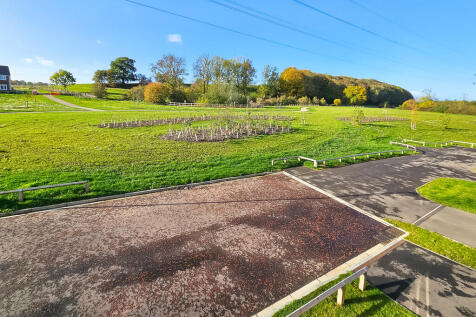 9 Poppy Close Kna...